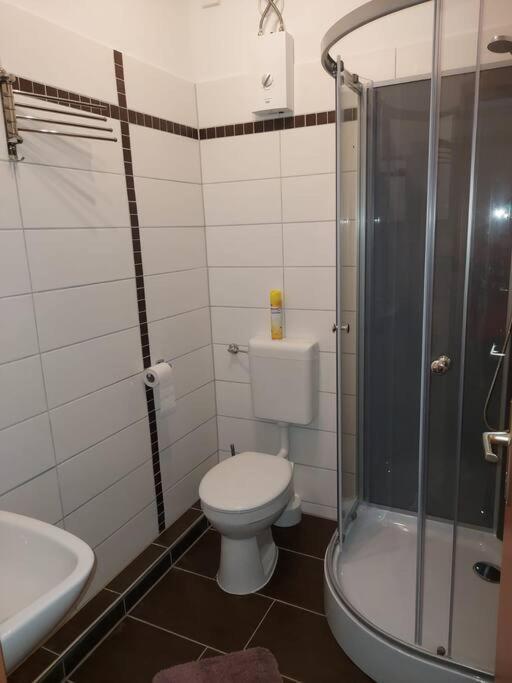City Pension Senftenberg / Apartment Nr.1 Zewnętrze zdjęcie